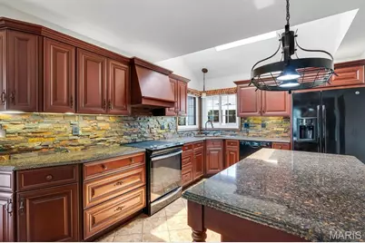 2100 Seven Oaks Drive, Saint Charles, MO 63303 - Photo 12