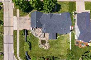 2100 7 Oaks Dr, Saint Charles, MO 63303 - Photo 34