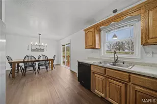 30421 Peach Blossom Ln, Lebanon, MO 65536 - Photo 10