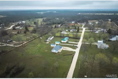 30421 Peach Blossom Lane, Lebanon, MO 65536 - Photo 2