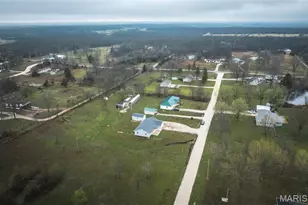 30421 Peach Blossom Ln, Lebanon, MO 65536 - Photo 2