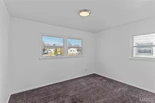 10500 Prestwick Dr, Unincorporated, MO 63137 - Photo 6