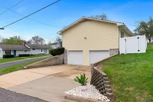 701 Nora St, Washington, MO 63090 - Photo 6