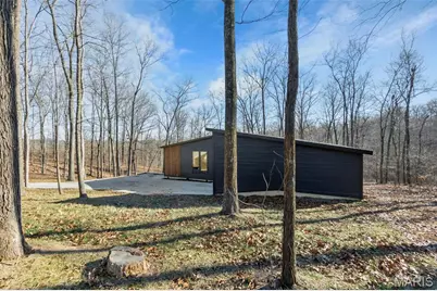 449 Eagle Pointe Circle, Cape Girardeau, MO 63701 - Photo 2