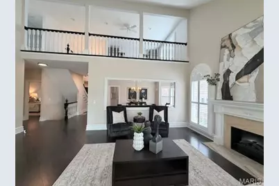 14621 Timberlake Manor Court, Chesterfield, MO 63017 - Photo 8