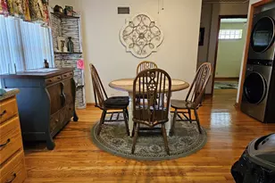 3736 Park Crest Dr, Unincorporated, MO 63125 - Photo 4