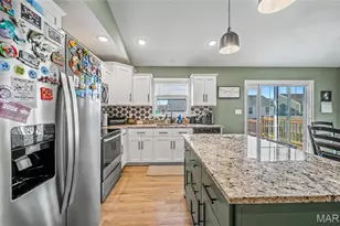 203 Majestic, Waynesville, MO 65583 - Photo 10