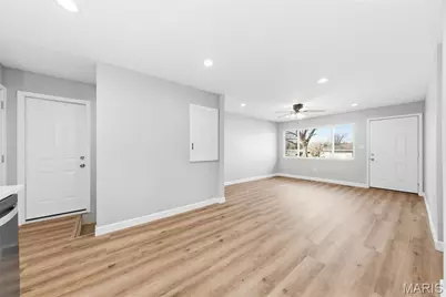 10609 Lochness Court, Saint Louis, MO 63114 - Photo 10