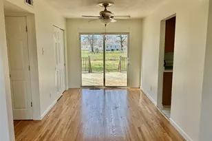 900 La Crosse Dr, Florissant, MO 63031 - Photo 10