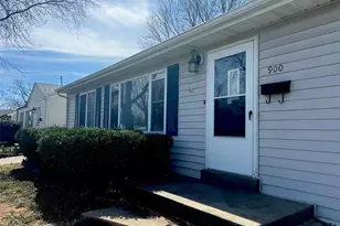 900 La Crosse Dr, Florissant, MO 63031 - Photo 2