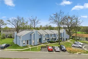 14 Lantern Ln, Lake Saint Louis, MO 63367 - Photo 2