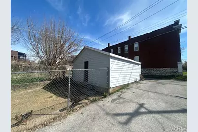 4656 Virginia Avenue, Saint Louis, MO 63111 - Photo 22