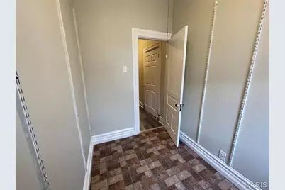 4656 Virginia Avenue, Saint Louis, MO 63111 - Photo 20