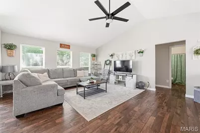 474 Calumet Ranch Trail, Saint Peters, MO 63376 - Photo 6