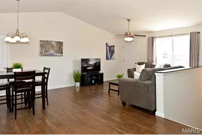 416 Fredricksburg Way, Wright City, MO 63390 - Photo 6