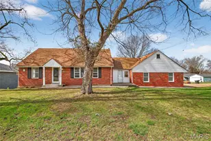 6009 Bermuda Dr, Saint Louis, MO 63135 - Photo 2