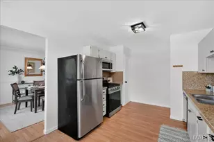 899 Parma Dr, Ballwin, MO 63021 - Photo 10