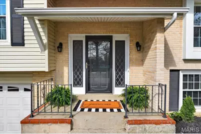 899 Parma Drive, Ballwin, MO 63021 - Photo 2