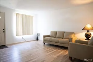 1618 Ventnor Pl, Florissant, MO 63031 - Photo 6