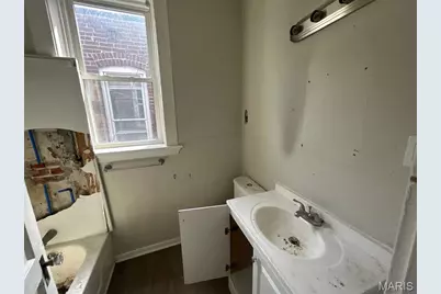 4635 Oregon Avenue, Saint Louis, MO 63111 - Photo 12