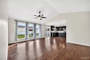 791 Glen Eagle Dr, Troy, MO 63379 - Photo 2