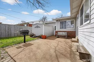 2860 Sussex Dr, Florissant, MO 63033 - Photo 36