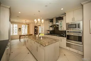 150 Carondelet Plaza, Clayton, MO 63105 - Photo 26