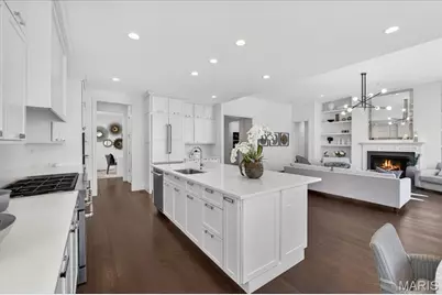 718 Woods Of Ladue Lane, Saint Louis, MO 63124 - Photo 20