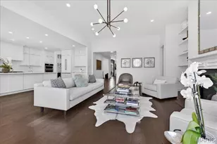 718 Woods of Ladue Ln, Saint Louis, MO 63124 - Photo 32