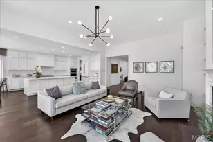 718 Woods of Ladue Ln, Saint Louis, MO 63124 - Photo 30