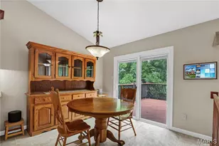 330 Woodlawn Terrace Ct, Ballwin, MO 63021 - Photo 10