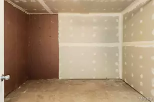 1605 Forest Springs Ln, Ballwin, MO 63021 - Photo 14