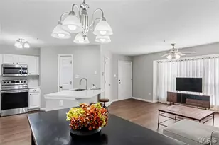 1605 Forest Springs Ln, Ballwin, MO 63021 - Photo 2