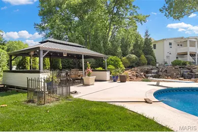 12775 W Watson Road, Sunset Hills, MO 63127 - Photo 10