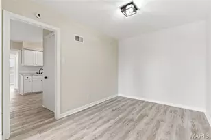 1083 Jennings Station Rd, Saint Louis, MO 63137 - Photo 8