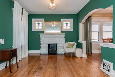 3855 Bingham Avenue, Saint Louis, MO 63116 - Photo 8