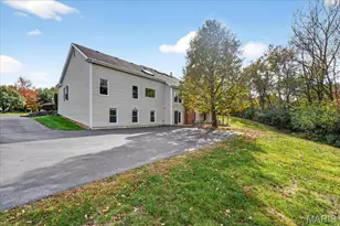 2102 Kehrs Ridge Dr, Chesterfield, MO 63005 - Photo 44