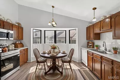 623 Bugle Run Drive, Florissant, MO 63034 - Photo 4