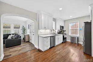 1115 Childress Ave, Saint Louis, MO 63139 - Photo 16