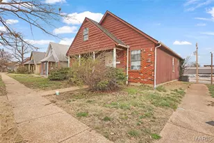 4317 E Fairfax Ct, Saint Louis, MO 63113 - Photo 2