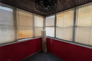 5730 Park Ln, Saint Louis, MO 63147 - Photo 22