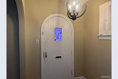 5730 Park Lane, Saint Louis, MO 63147 - Photo 2