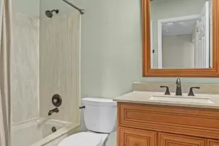 1928 Baxter Ridge Dr, Chesterfield, MO 63017 - Photo 16