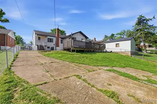 9233 Southview Ln, Saint Louis, MO 63123 - Photo 26
