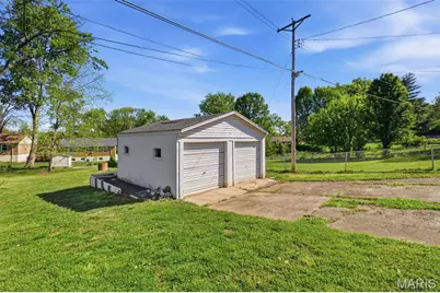 9233 Southview Lane, Saint Louis, MO 63123 - Photo 30