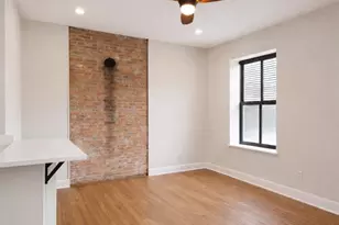 1911 11th St, Saint Louis, MO 63104 - Photo 4