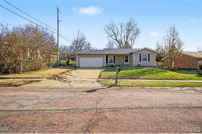 11786 Macrinus Drive, Florissant, MO 63033 - Photo 1