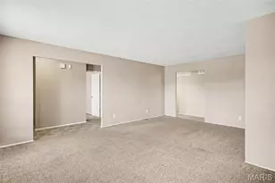 4393 Caracalla Dr, Florissant, MO 63033 - Photo 4