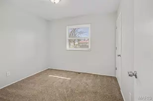 4366 Sulla Dr, Florissant, MO 63033 - Photo 10