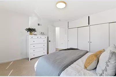 6625 Hurstgreen Lane, Affton, MO 63123 - Photo 14